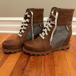 SOREL JOAN OF ARTIC WEDGE